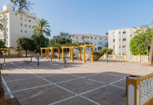 569042419_18335048524228021_1950123591482120591_n